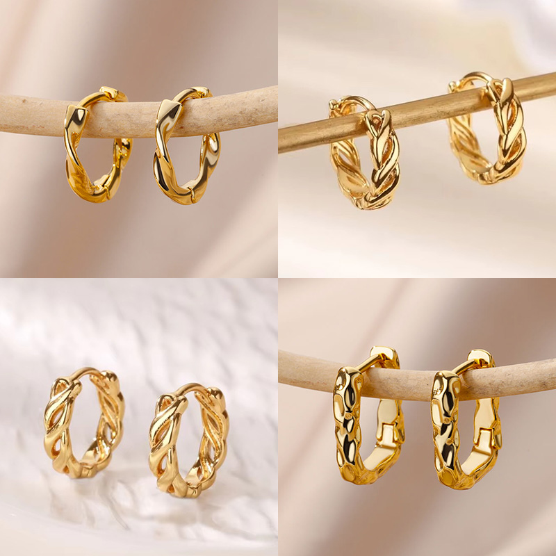 Vintage Fashion Trends 2025 - Vintage Hollow Twist Chain Hoop Earrings