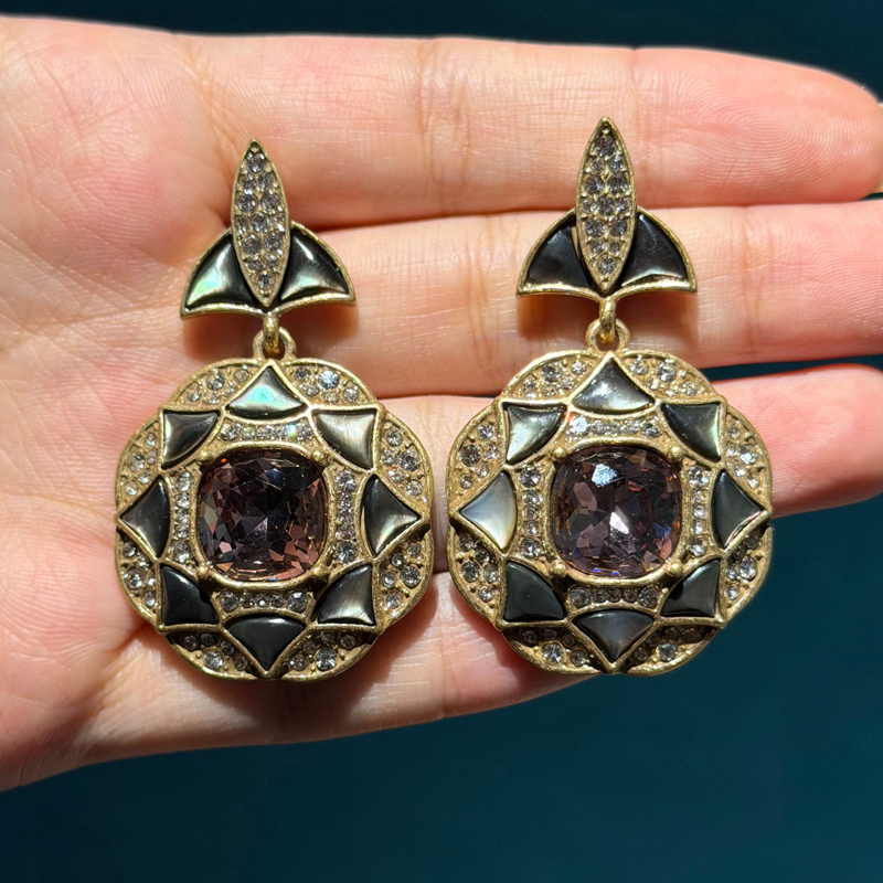 Vintage Mosaic Amethyst Round  - огляд і ціна Vintage Fashion Jewelry Brands