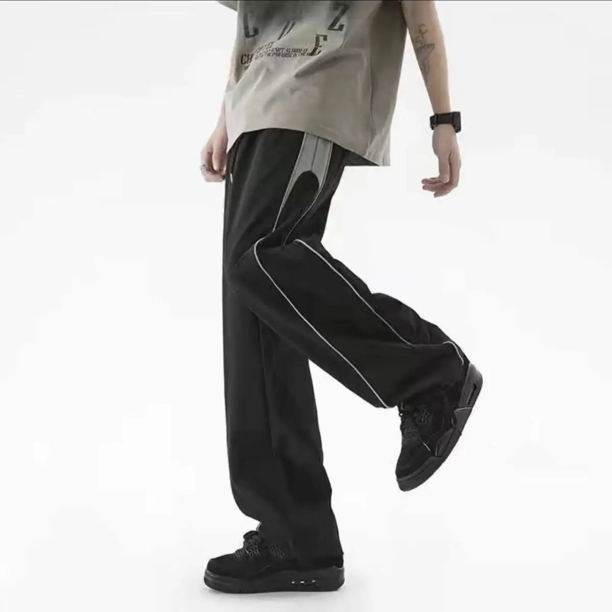 Trousers for Men Trend Casual  - огляд і ціна Vintage Fashion Trends 2025