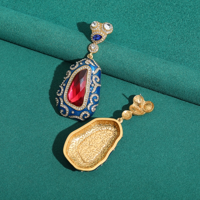 Vintage Alien Red Crystal Blue - огляд і ціна Vintage Fashion Jewelry Brands