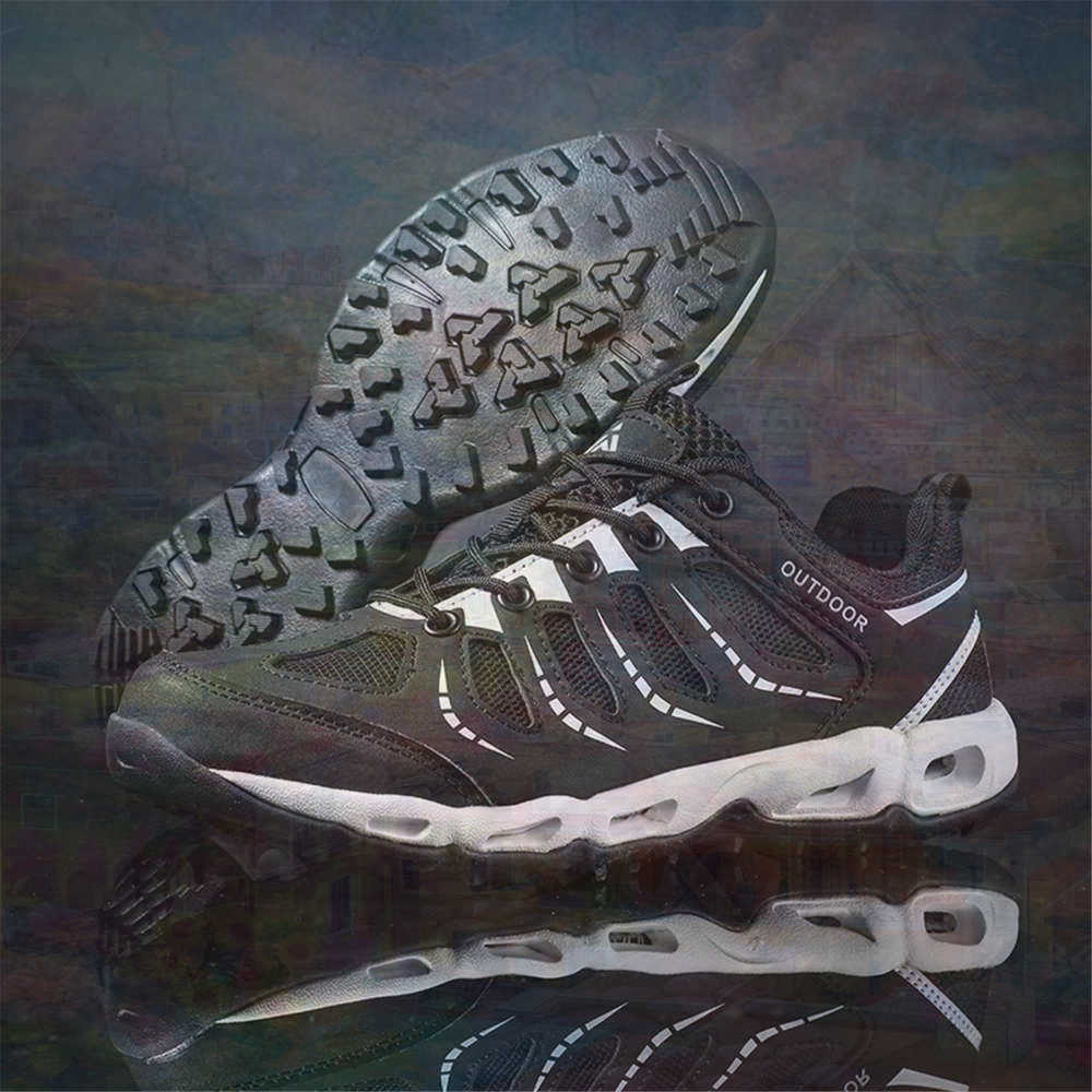 Sumer Round Tip Silver Sneaker - огляд і ціна Vintage Fashion Canada